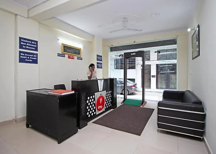 Hotel O Surya Palace New Delhi